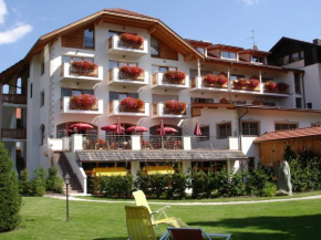 Гостиница Landhotel Tharerwirt, Оланг